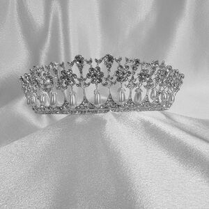 Princess Tiara / Silver /Pearl